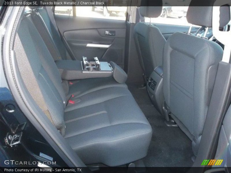 Tuxedo Black Metallic / Charcoal Black 2013 Ford Edge SE