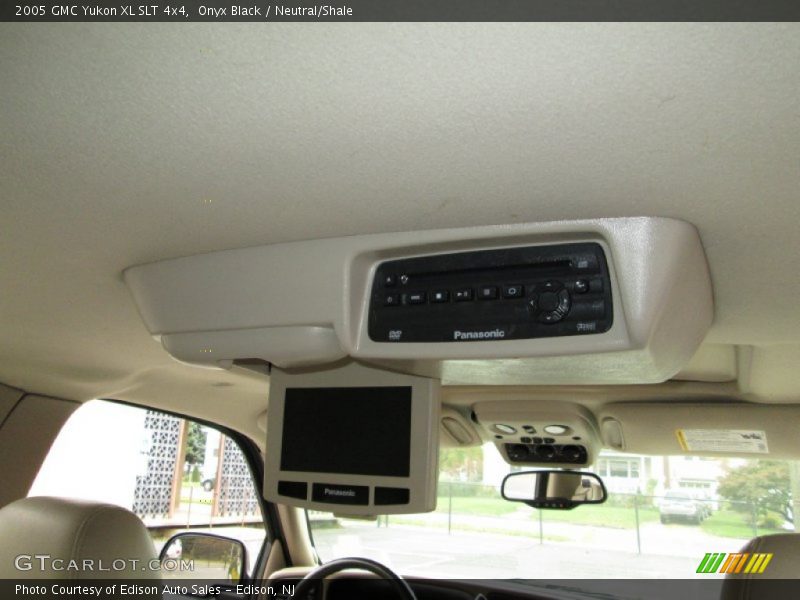 Onyx Black / Neutral/Shale 2005 GMC Yukon XL SLT 4x4