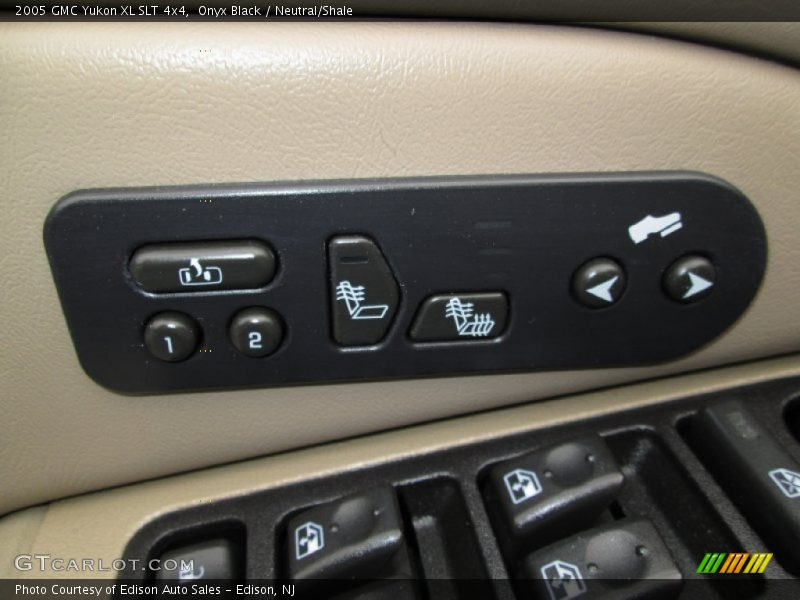 Onyx Black / Neutral/Shale 2005 GMC Yukon XL SLT 4x4