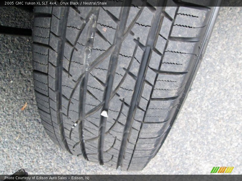 Onyx Black / Neutral/Shale 2005 GMC Yukon XL SLT 4x4