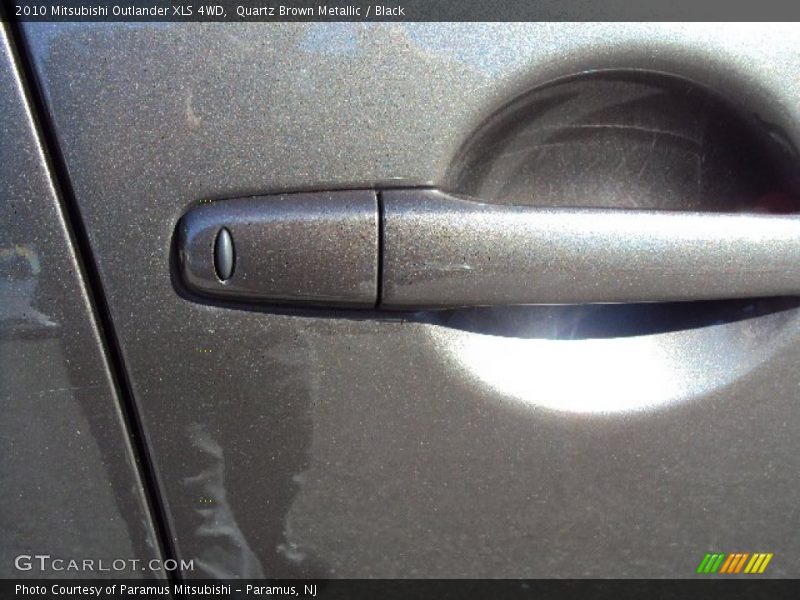 Quartz Brown Metallic / Black 2010 Mitsubishi Outlander XLS 4WD