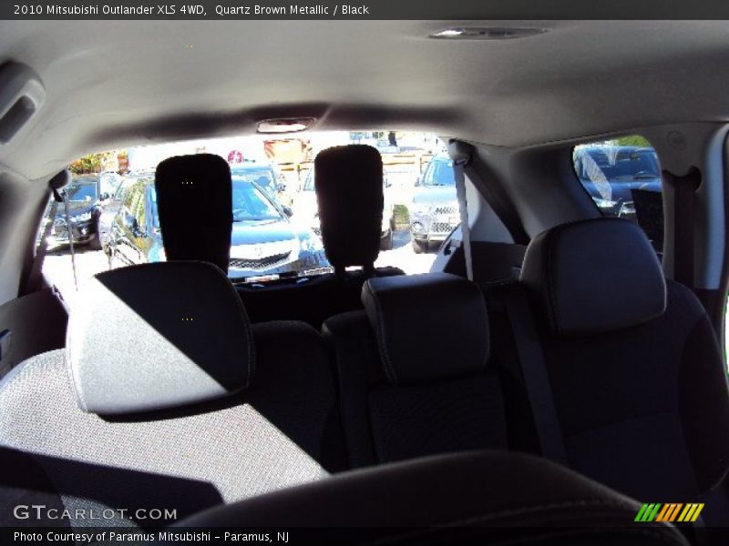 Quartz Brown Metallic / Black 2010 Mitsubishi Outlander XLS 4WD