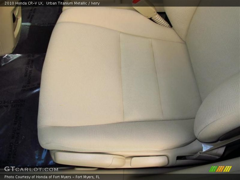 Urban Titanium Metallic / Ivory 2010 Honda CR-V LX