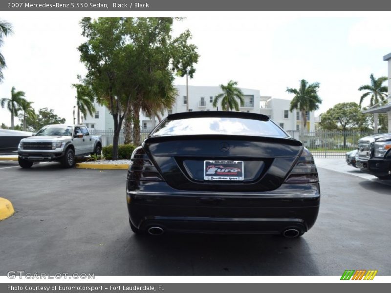 Black / Black 2007 Mercedes-Benz S 550 Sedan