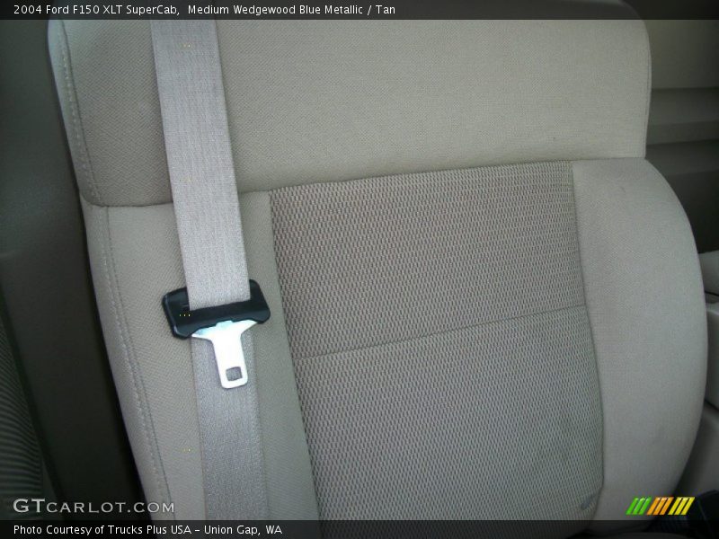 Medium Wedgewood Blue Metallic / Tan 2004 Ford F150 XLT SuperCab