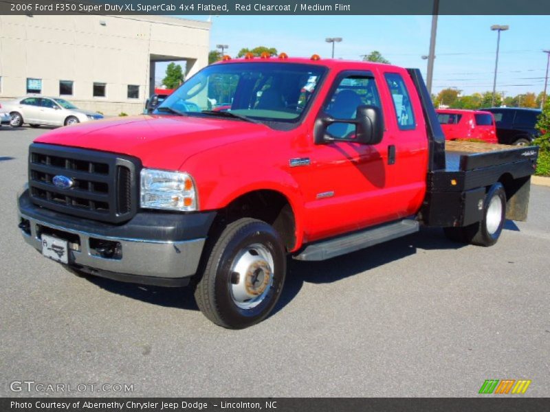 Red Clearcoat / Medium Flint 2006 Ford F350 Super Duty XL SuperCab 4x4 Flatbed