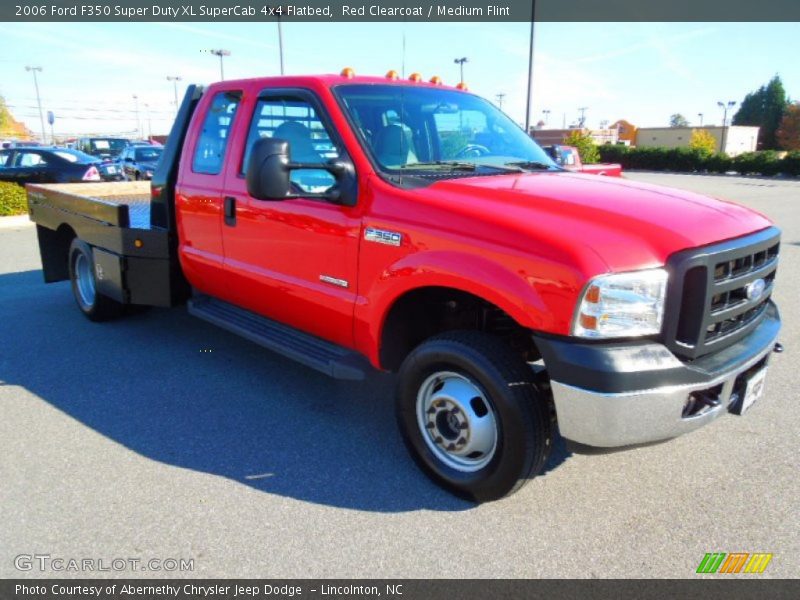 Red Clearcoat / Medium Flint 2006 Ford F350 Super Duty XL SuperCab 4x4 Flatbed