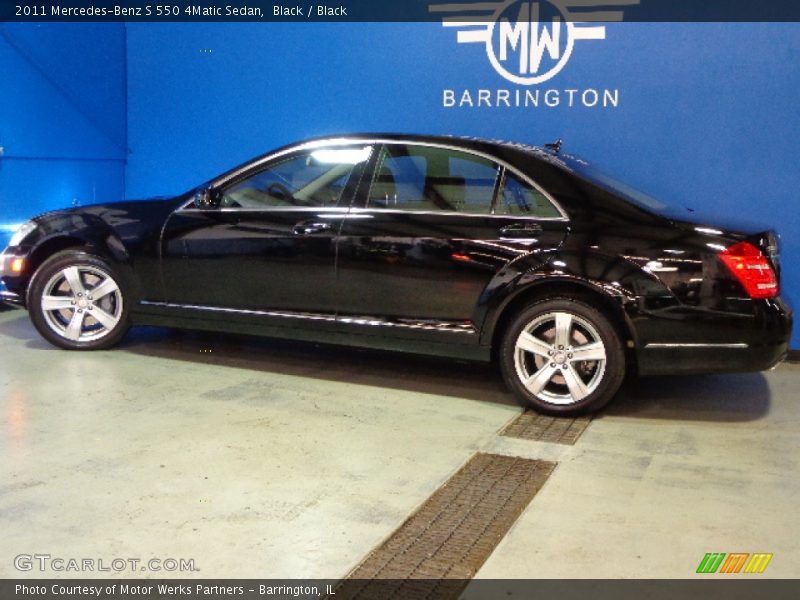 Black / Black 2011 Mercedes-Benz S 550 4Matic Sedan
