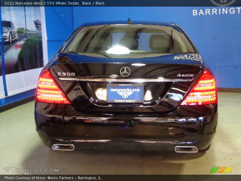 Black / Black 2011 Mercedes-Benz S 550 4Matic Sedan
