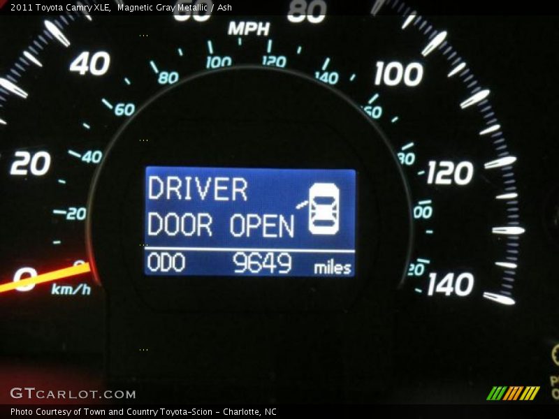 Magnetic Gray Metallic / Ash 2011 Toyota Camry XLE
