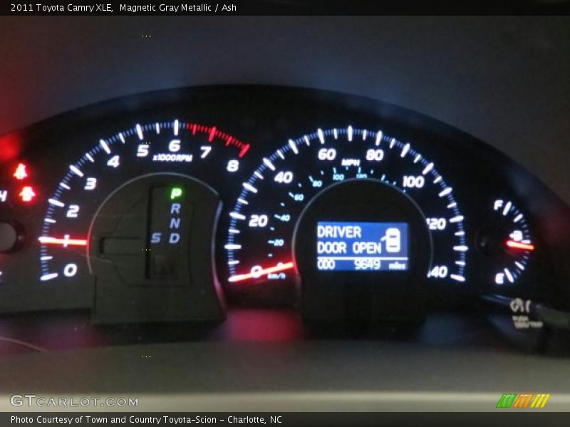 Magnetic Gray Metallic / Ash 2011 Toyota Camry XLE