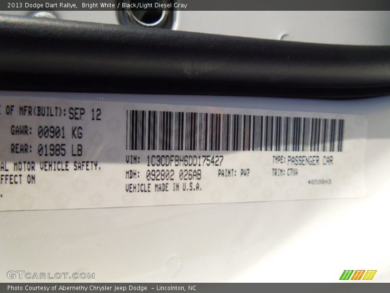 Bright White / Black/Light Diesel Gray 2013 Dodge Dart Rallye