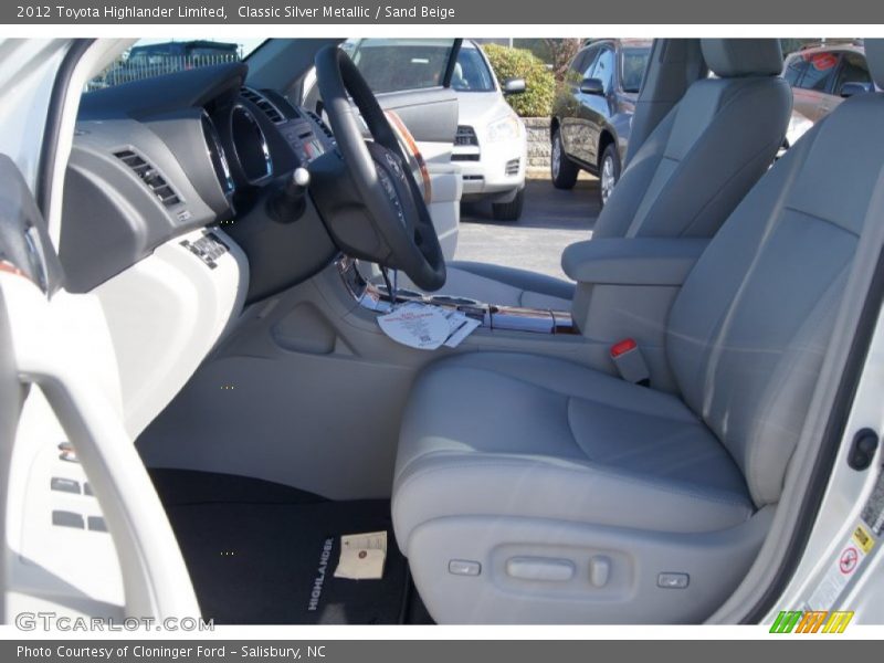 Classic Silver Metallic / Sand Beige 2012 Toyota Highlander Limited