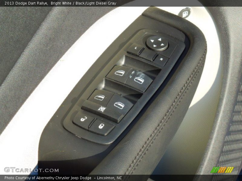 Bright White / Black/Light Diesel Gray 2013 Dodge Dart Rallye