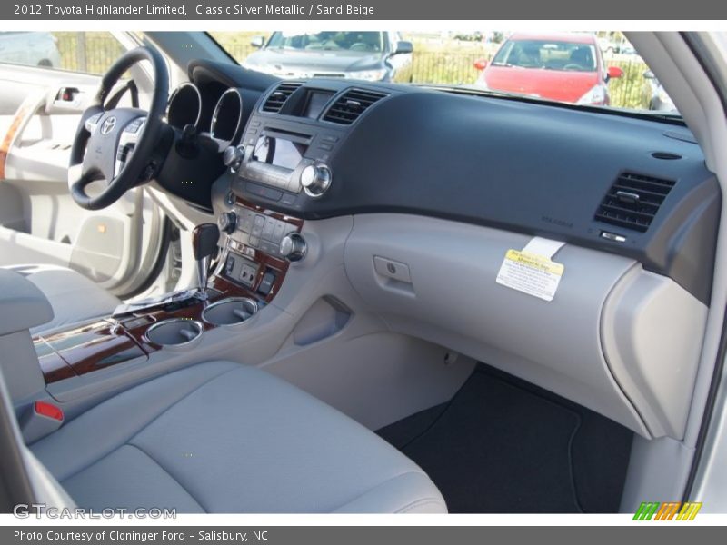 Classic Silver Metallic / Sand Beige 2012 Toyota Highlander Limited