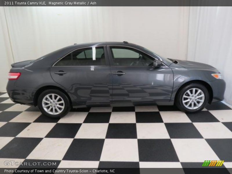 Magnetic Gray Metallic / Ash 2011 Toyota Camry XLE