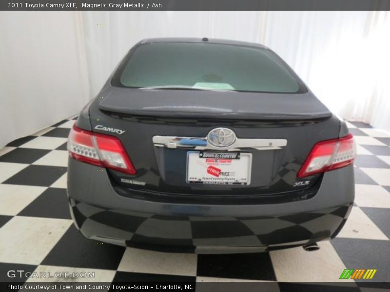 Magnetic Gray Metallic / Ash 2011 Toyota Camry XLE