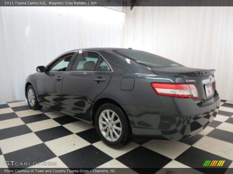Magnetic Gray Metallic / Ash 2011 Toyota Camry XLE