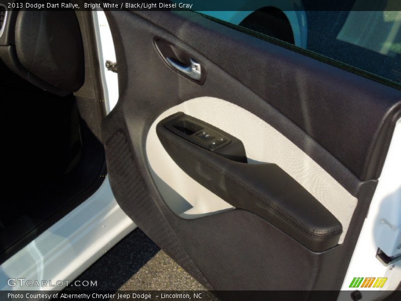 Bright White / Black/Light Diesel Gray 2013 Dodge Dart Rallye