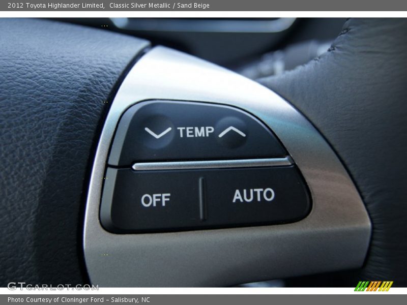 Classic Silver Metallic / Sand Beige 2012 Toyota Highlander Limited