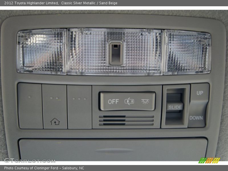 Classic Silver Metallic / Sand Beige 2012 Toyota Highlander Limited