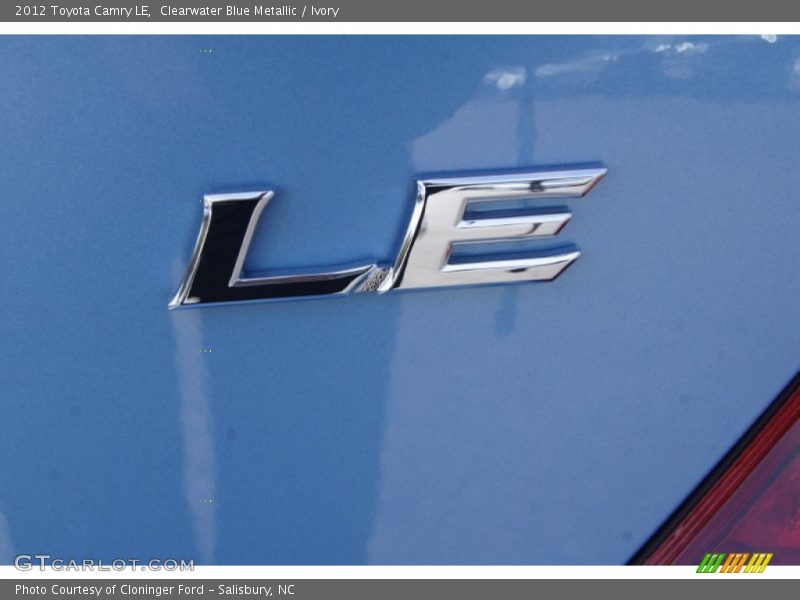 Clearwater Blue Metallic / Ivory 2012 Toyota Camry LE