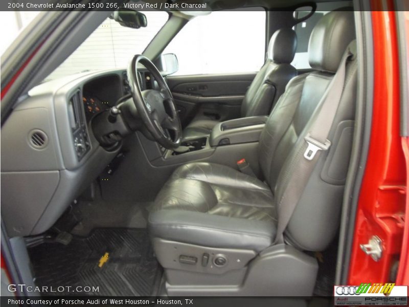 Victory Red / Dark Charcoal 2004 Chevrolet Avalanche 1500 Z66