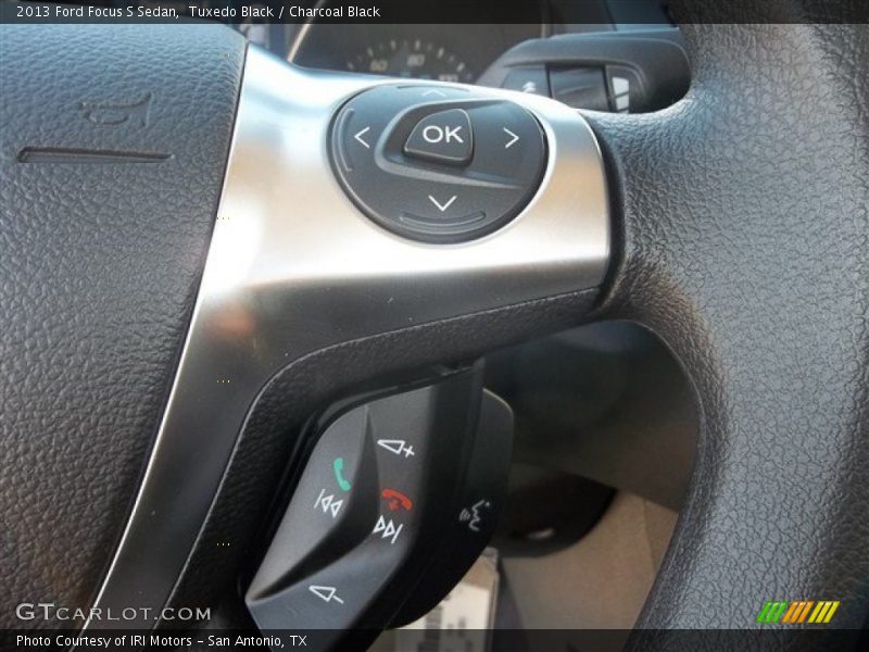 Tuxedo Black / Charcoal Black 2013 Ford Focus S Sedan