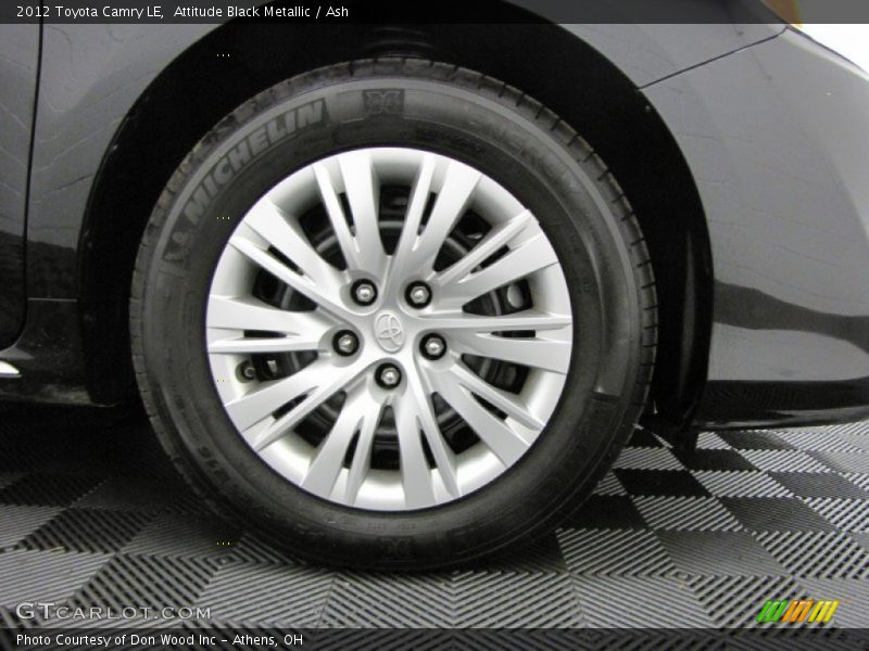 Attitude Black Metallic / Ash 2012 Toyota Camry LE