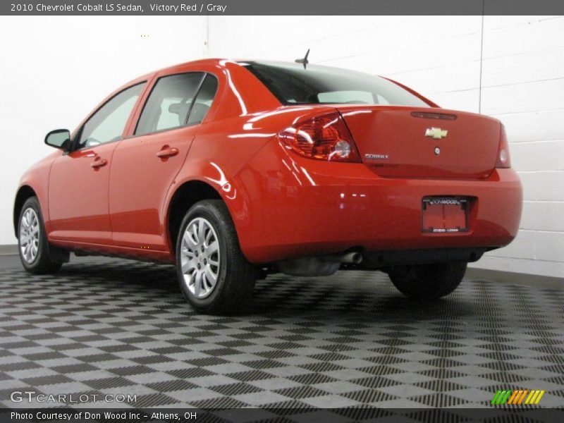 Victory Red / Gray 2010 Chevrolet Cobalt LS Sedan