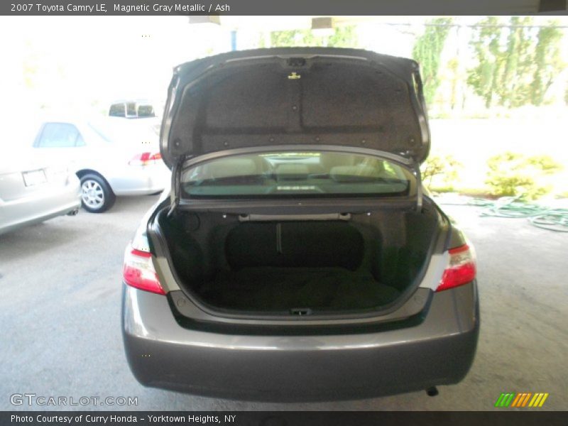Magnetic Gray Metallic / Ash 2007 Toyota Camry LE