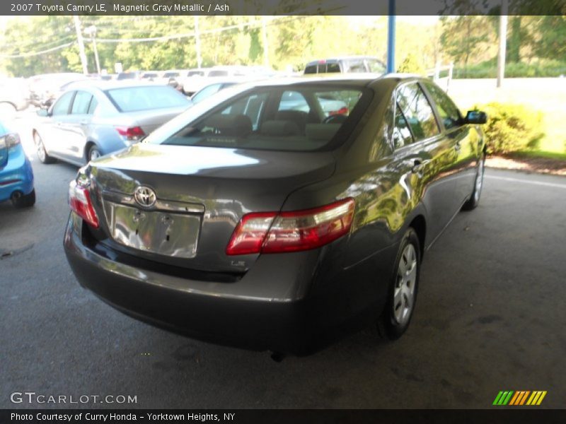 Magnetic Gray Metallic / Ash 2007 Toyota Camry LE
