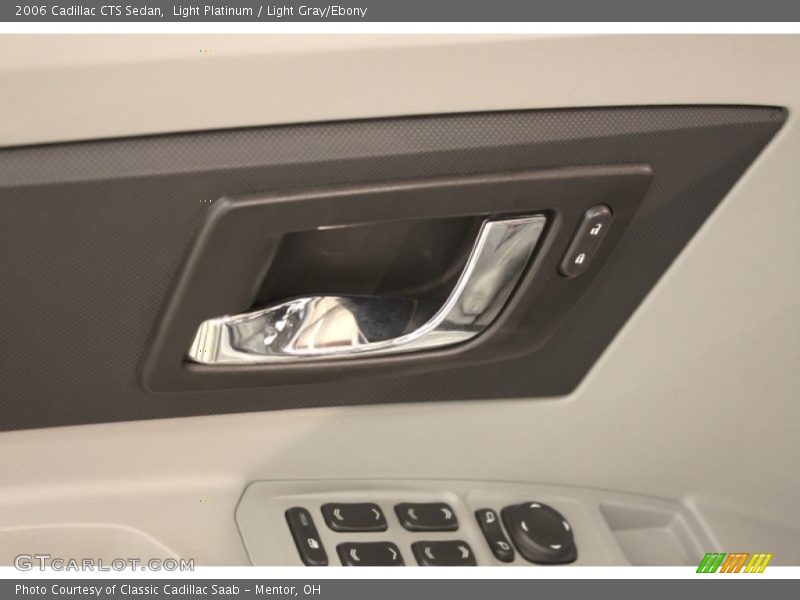 Light Platinum / Light Gray/Ebony 2006 Cadillac CTS Sedan