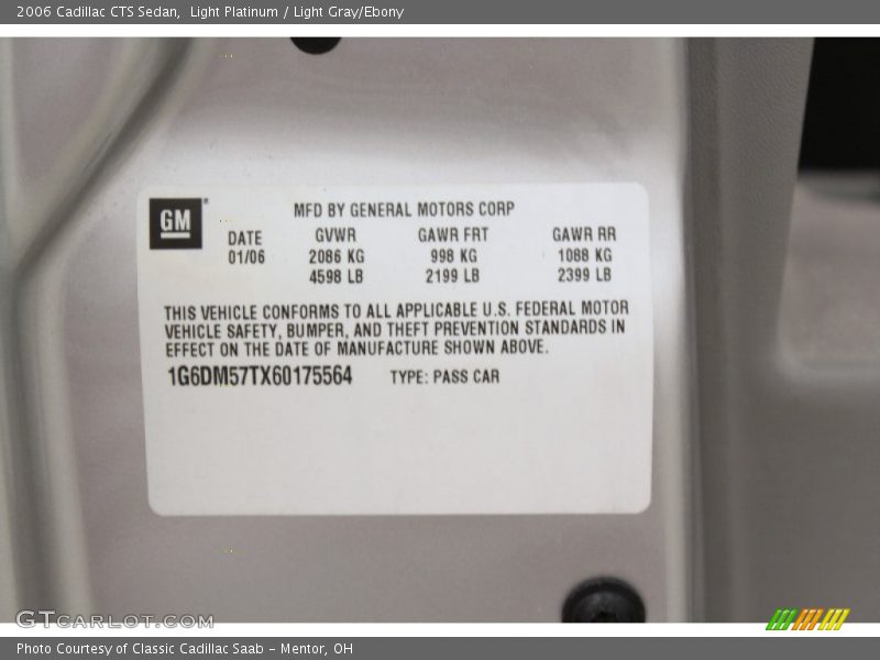 Light Platinum / Light Gray/Ebony 2006 Cadillac CTS Sedan