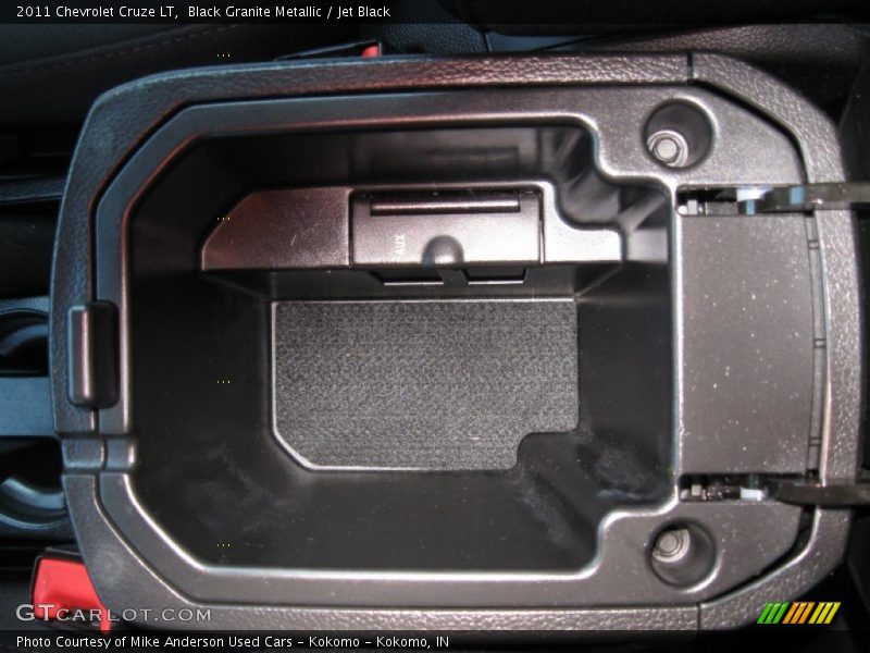 Black Granite Metallic / Jet Black 2011 Chevrolet Cruze LT
