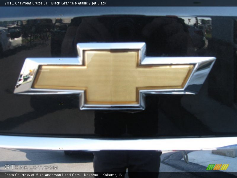 Black Granite Metallic / Jet Black 2011 Chevrolet Cruze LT