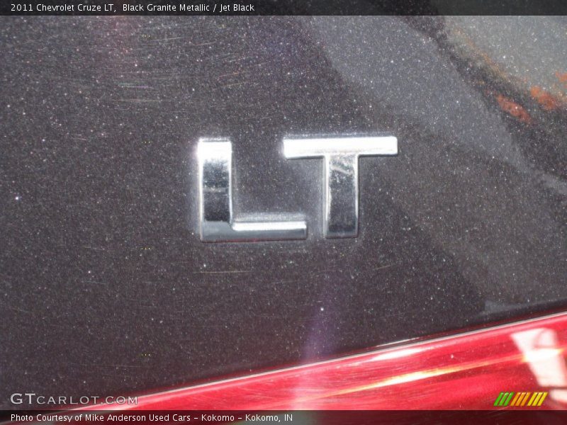Black Granite Metallic / Jet Black 2011 Chevrolet Cruze LT