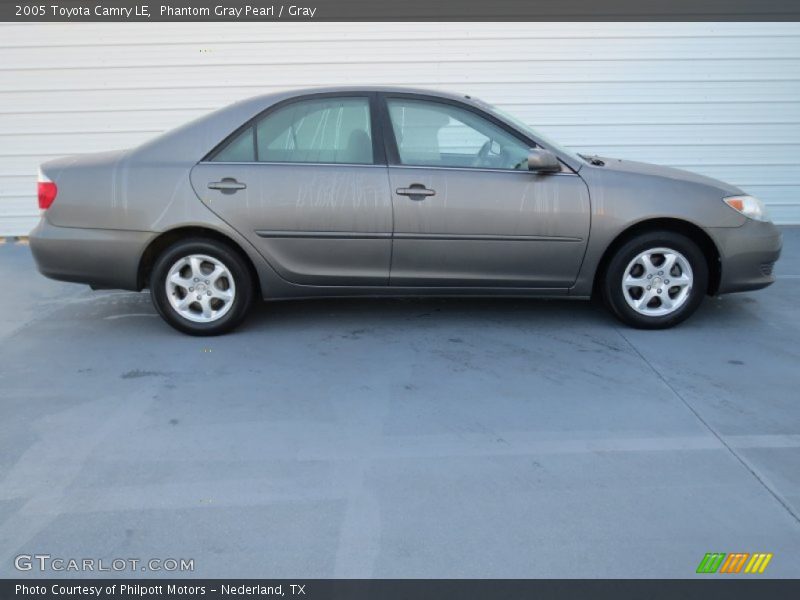 Phantom Gray Pearl / Gray 2005 Toyota Camry LE