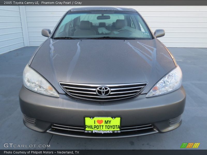 Phantom Gray Pearl / Gray 2005 Toyota Camry LE