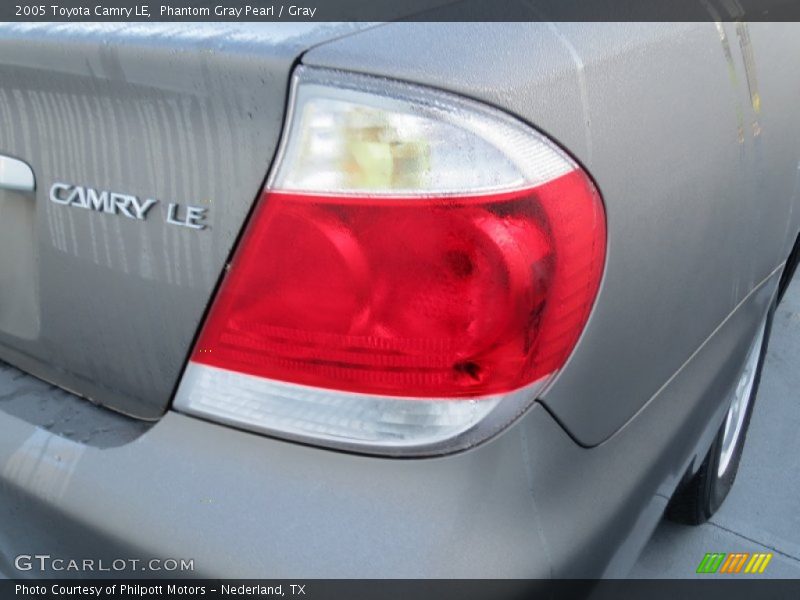 Phantom Gray Pearl / Gray 2005 Toyota Camry LE