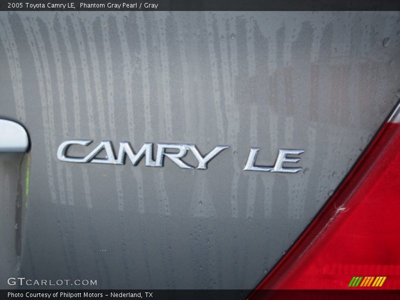Phantom Gray Pearl / Gray 2005 Toyota Camry LE