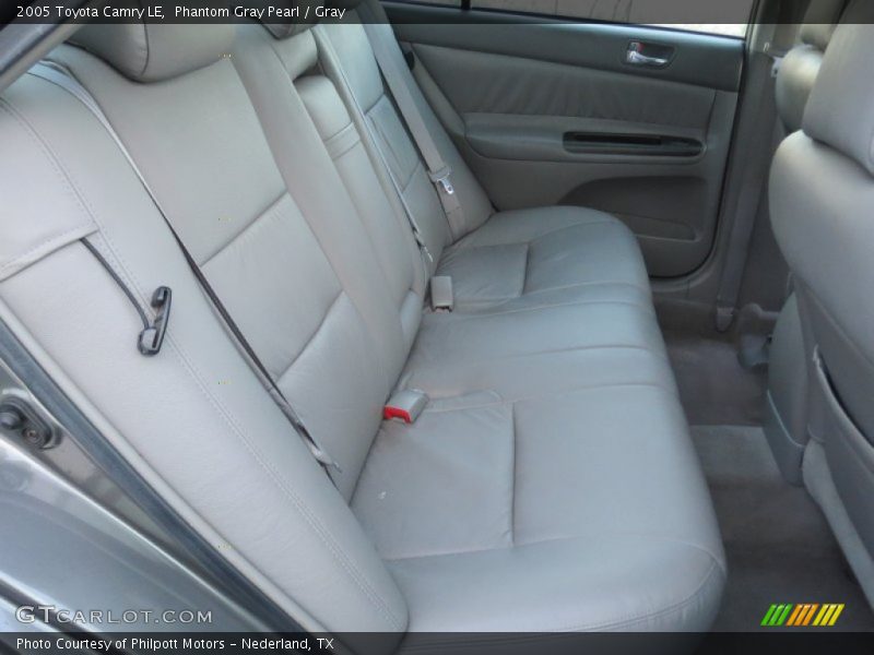 Phantom Gray Pearl / Gray 2005 Toyota Camry LE