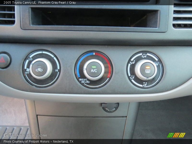 Phantom Gray Pearl / Gray 2005 Toyota Camry LE