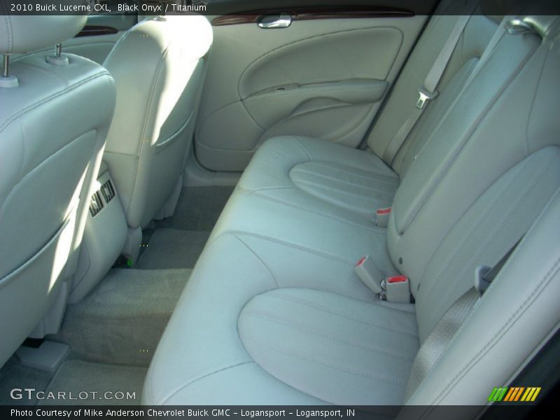 Black Onyx / Titanium 2010 Buick Lucerne CXL