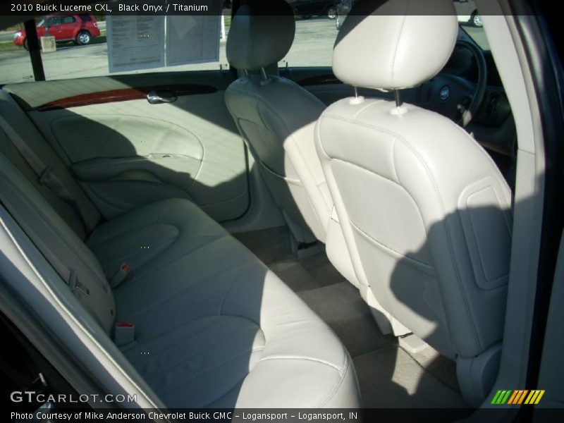 Black Onyx / Titanium 2010 Buick Lucerne CXL