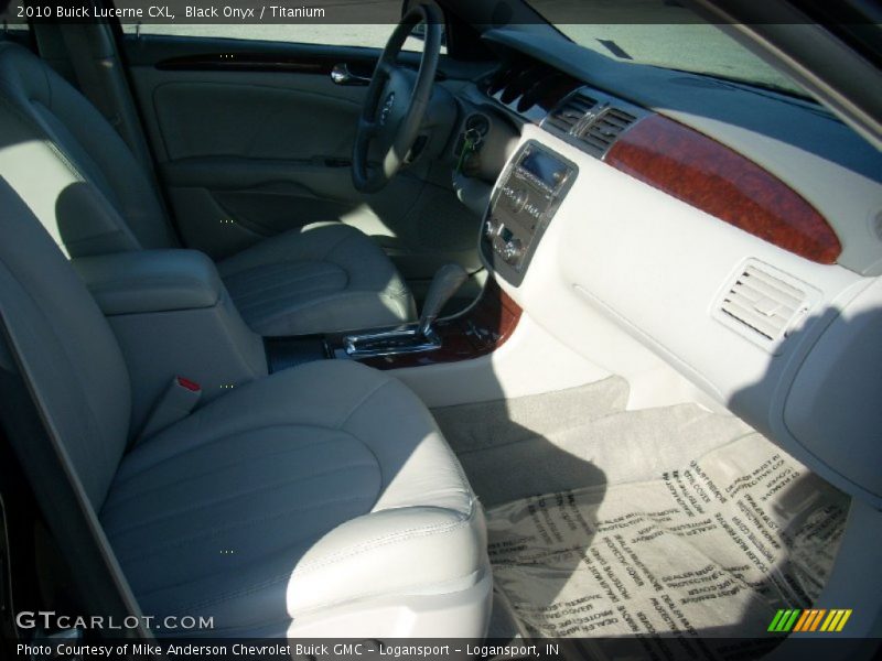 Black Onyx / Titanium 2010 Buick Lucerne CXL