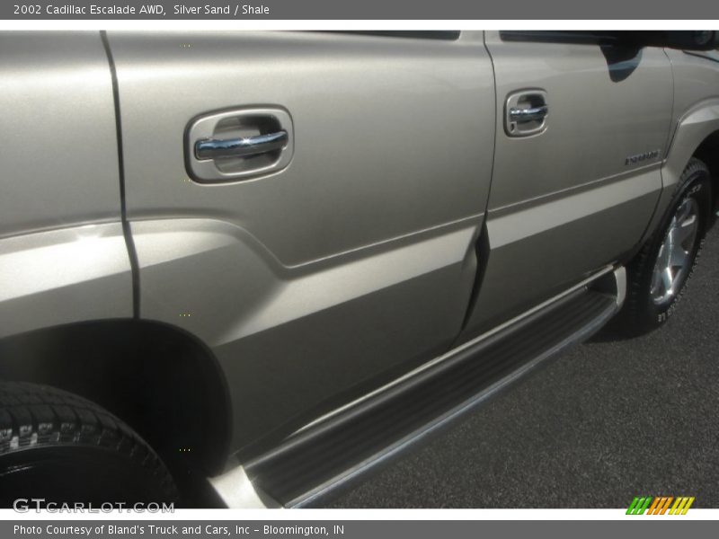 Silver Sand / Shale 2002 Cadillac Escalade AWD