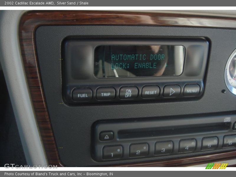 Silver Sand / Shale 2002 Cadillac Escalade AWD