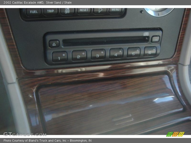 Silver Sand / Shale 2002 Cadillac Escalade AWD