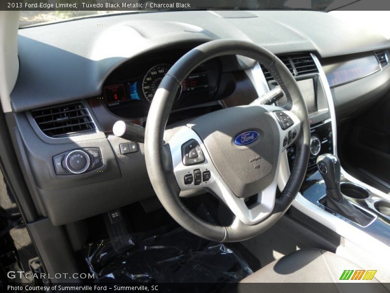 Tuxedo Black Metallic / Charcoal Black 2013 Ford Edge Limited